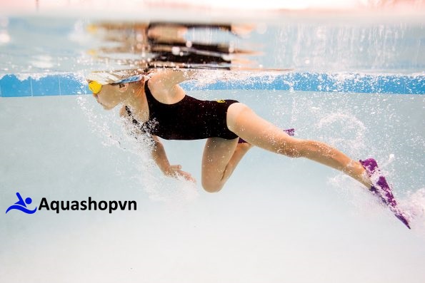 Áo bơi cho trẻ tại Aquashopvn