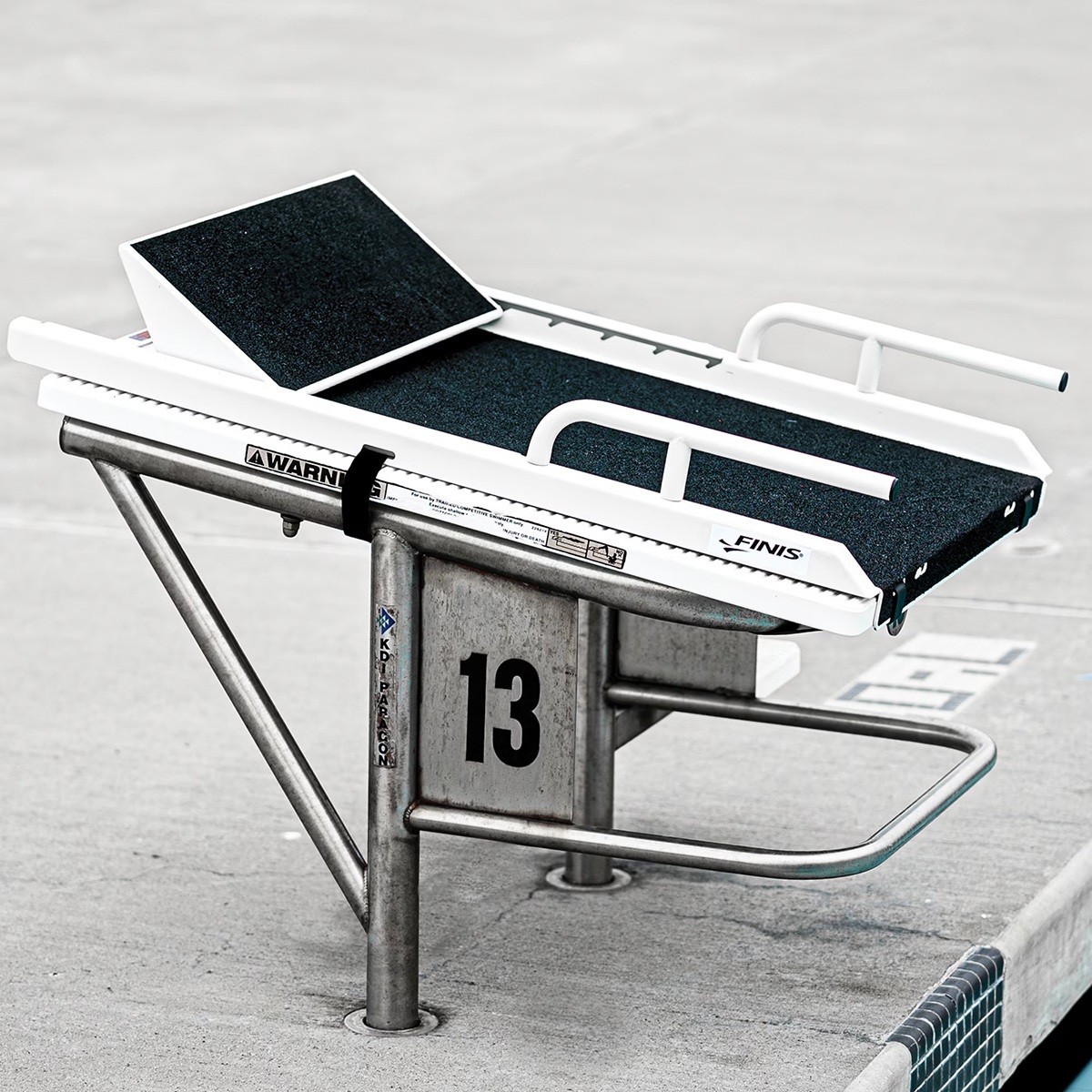 BỤC XUẤT PHÁT BƠI DI ĐỘNG FINIS